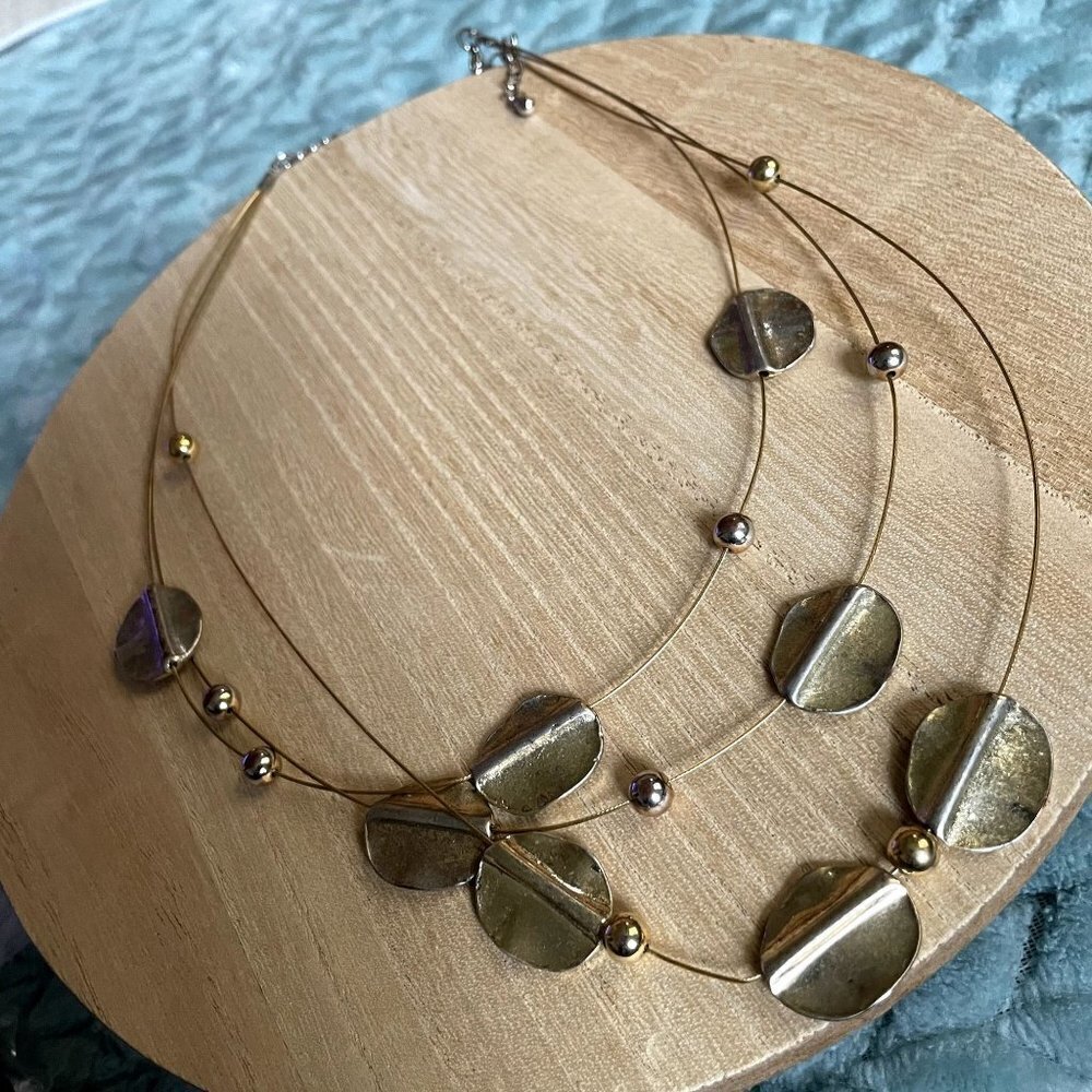 Gold design intricate triple threaded vintage necklace statement piece jewelry